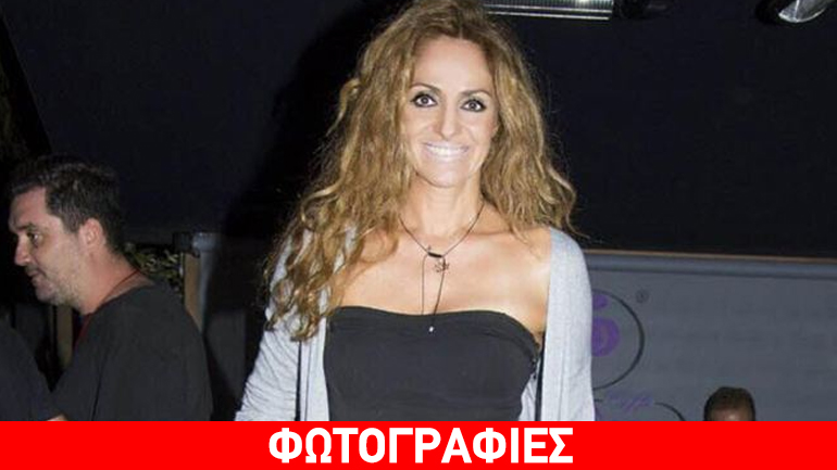 Βίκυ Κουλιανού: Με κολλητό σούπερ μίνι φόρεμα και ψηλοτάκουνα